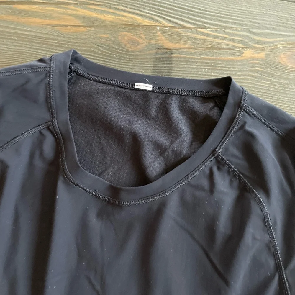 lululemon athletica Long Sleeve Crew Top - black